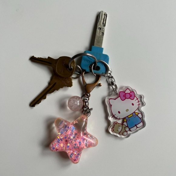 Y2K 2000s Super Cute Hello Kitty Keychain Accessories - Picture 2 of 5